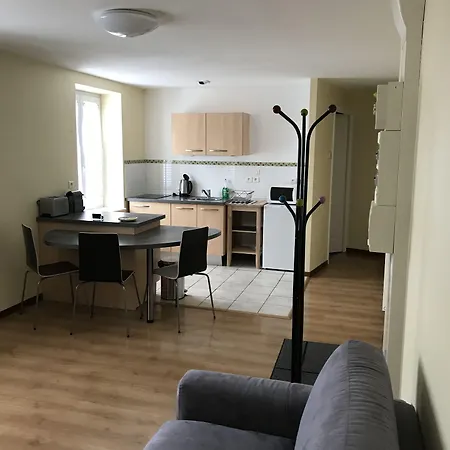 Des Portes Du Velay Hotel apartamentowy Saint-Didier-en-Velay