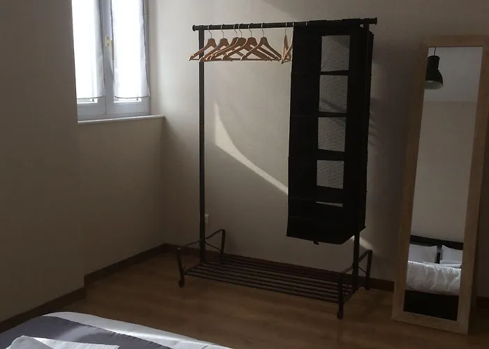 Des Portes Du Velay Apart-hotel