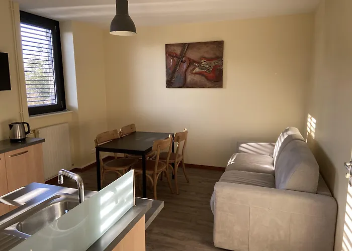 Des Portes Du Velay Apart-hotel